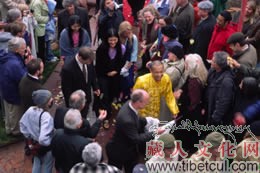 西藏皇家式婚礼在加拿大举行