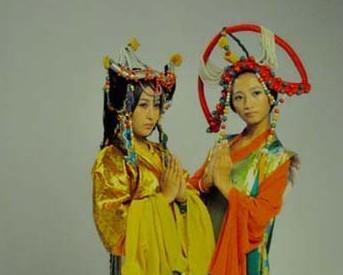 成都花儿五十强拍定妆照 Tibetan组合定妆华丽民族服饰