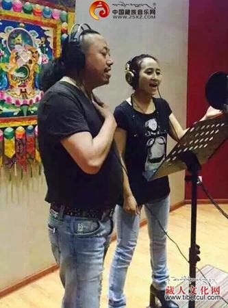 众星录制公益<em>歌曲</em>《用爱托起喜马拉雅》祈福灾