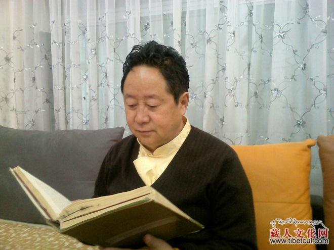 游艺城娱乐送35元彩金【藏学专家正解仓央嘉措和他的诗歌】卡尔列?