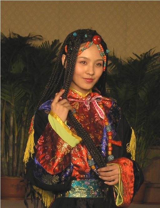 藏餐馆里的<em>康巴姑娘</em>