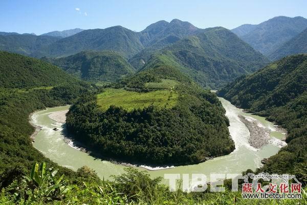 墨脱县德兴乡德兴村 西藏也有低海拔的美丽村庄