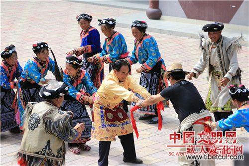藏羌文化活态展示为阿坝理县旅游业发展再添生机
