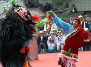 第二届茶马古道旅游文化节在芒康开幕