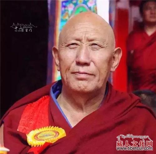 久美华尔旦嘉措仁波切甘肃拉卜楞寺大格西,第七世贡唐仓活佛上师,经师