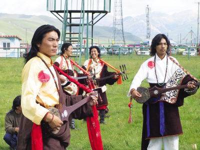 中国玛曲第四届安多康巴藏区民歌弹唱大赛开幕