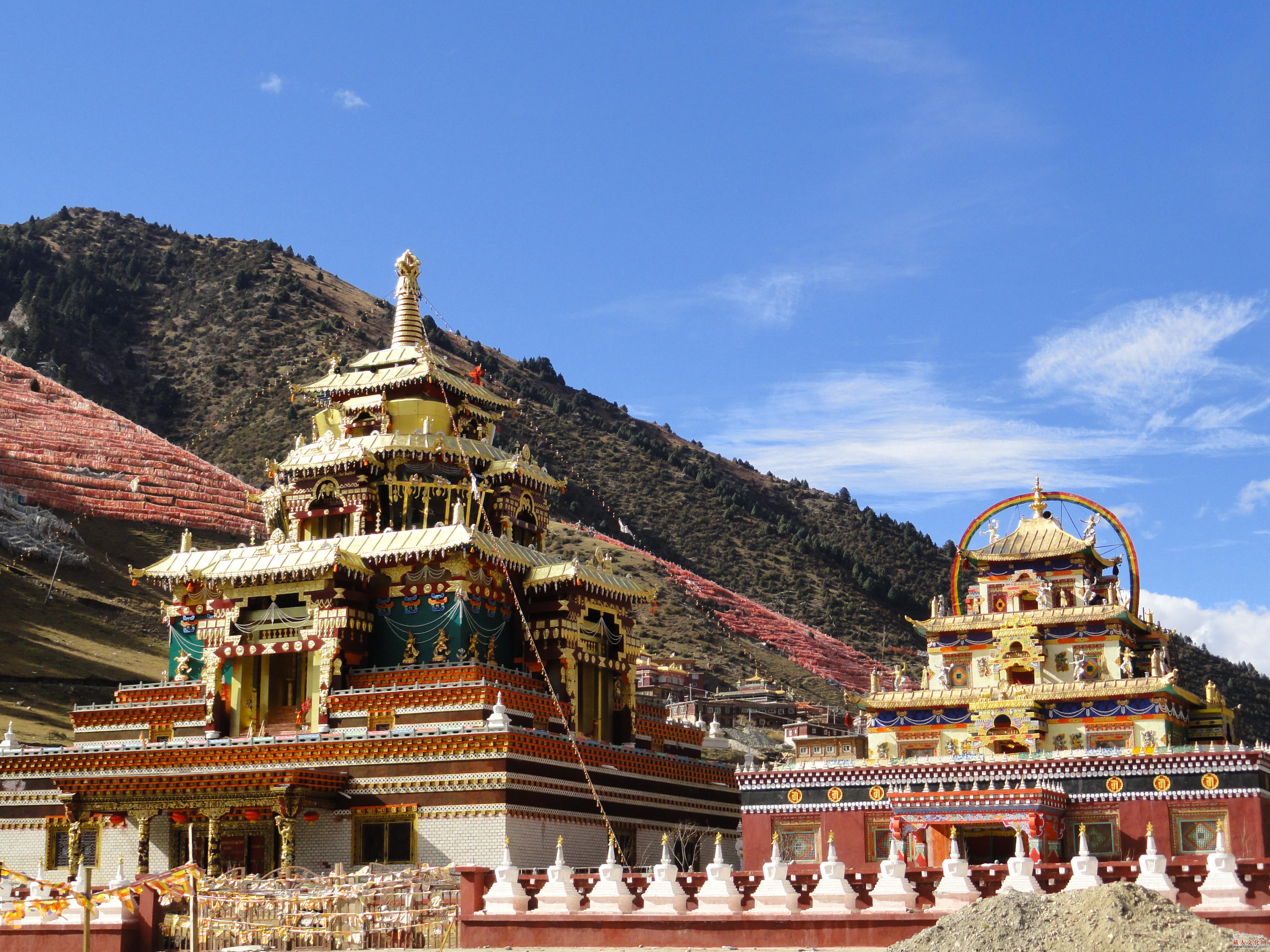 协庆寺大幻化网坛城和邬金刹土宫殿远景
