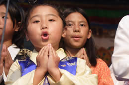 北美各地举行藏传佛教祈愿仪式