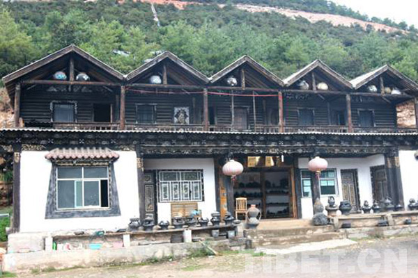尼西黑土陶有限责任公司