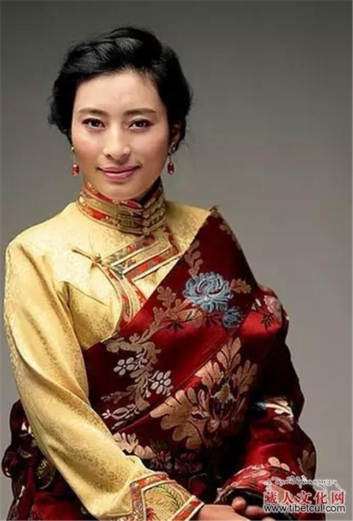 启米翁姆:高调做事,低调做人的双语主持人