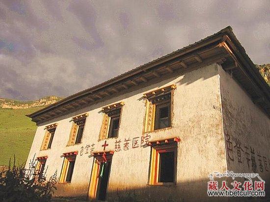 悲怀天下 心系众生：昌都色登寺的慈善事业