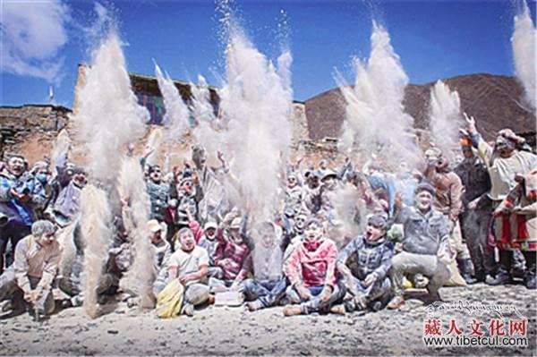 雪域糌粑节： 卓木齐藏寨的神奇故事