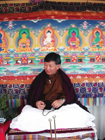 确札喇嘛参加澳大利亚第四届世界佛教大会