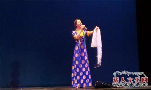 西藏心灵音乐人德吉措震撼2018美国国际艺术节
