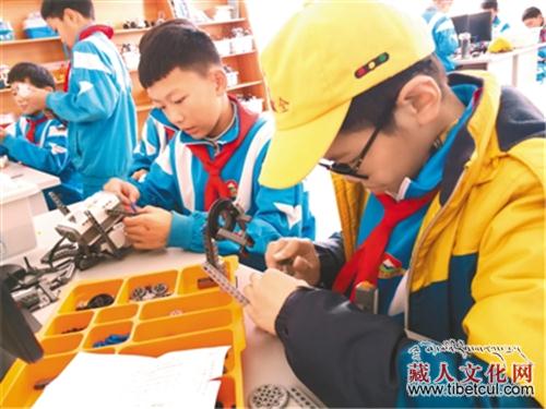 引领和示范 西藏首家青少年科学工作室在拉萨建成