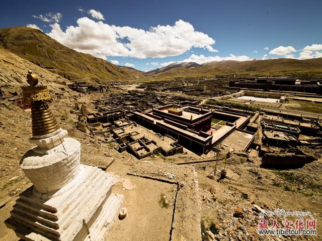 西藏自治区萨迦县萨迦镇：千年古城的华丽转身