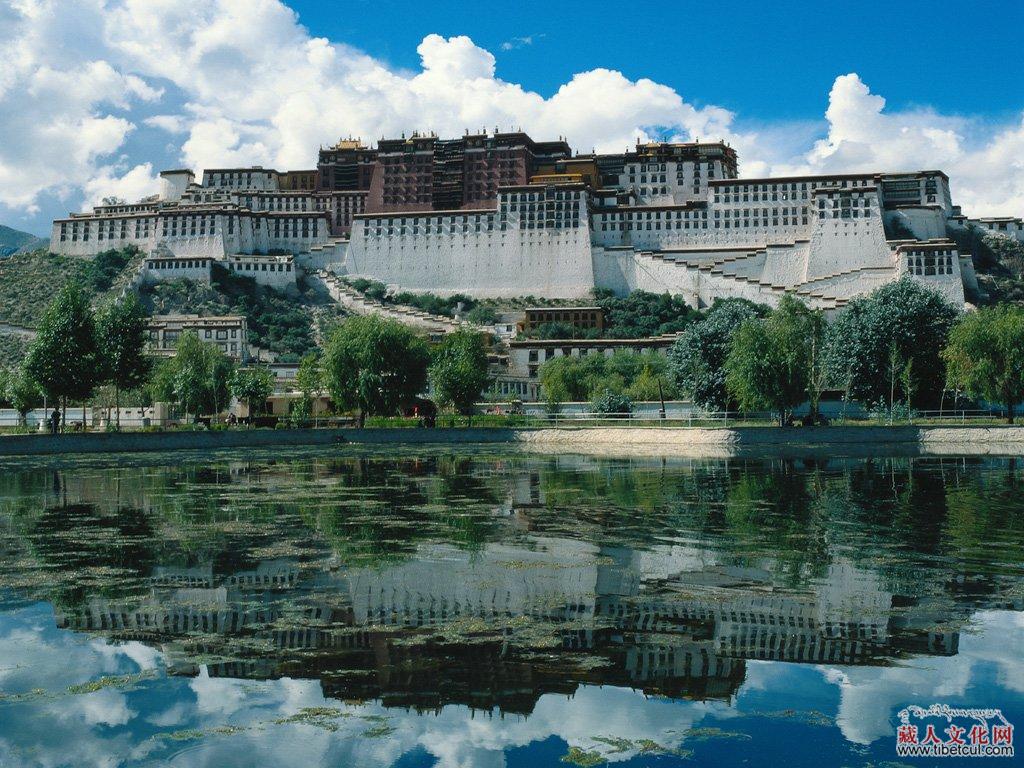 “十一”期间西藏景点不涨价