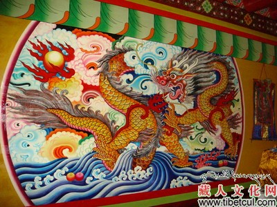 道孚县藏房里的壁画