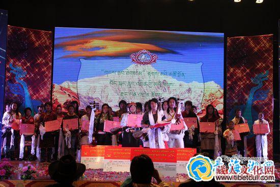 第四届多康地区藏族民间弹唱大赛总决赛贵德举行