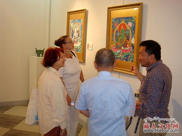 非遗传承人唐卡画展亮相三亚——展示藏文化艺术