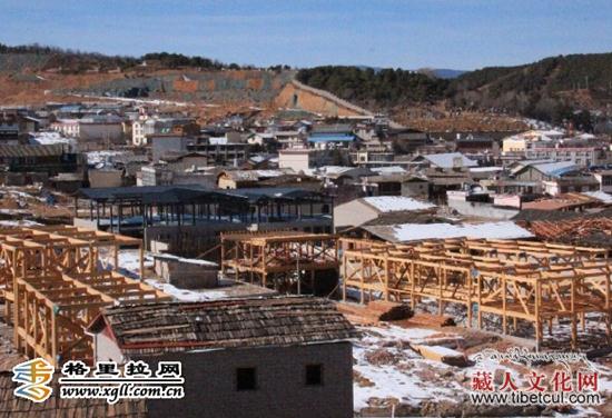 统规自建：云南省香格里拉独克宗古城原貌初显雏形