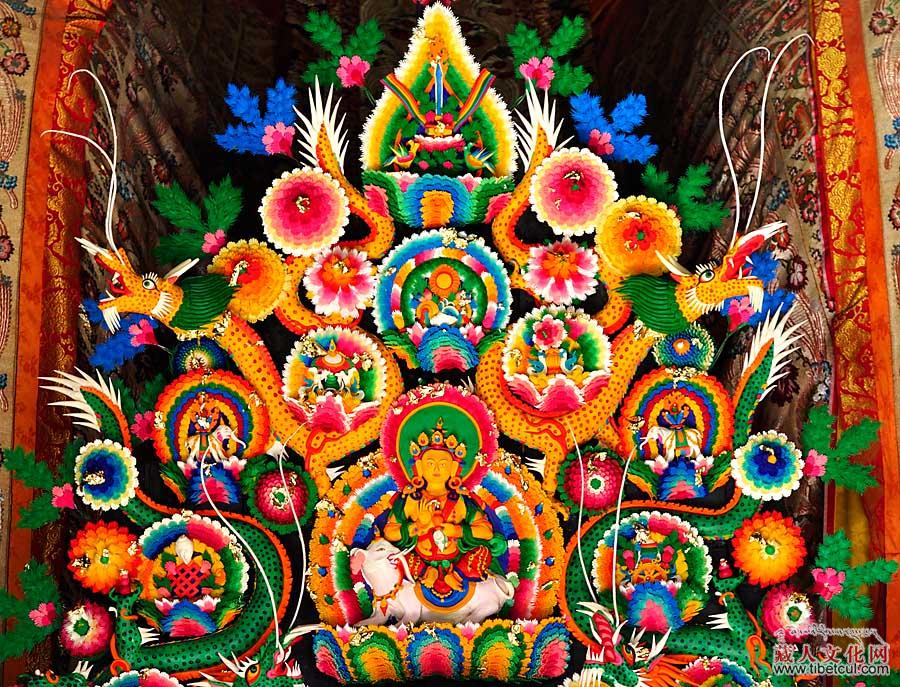 只在寒冬腊月盛开于佛坛前的“神奇之花”