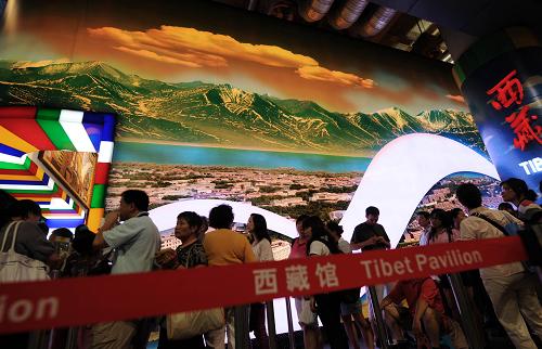 上海世博会西藏馆累计参观者接近600万人次