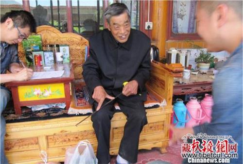 甘肃师生致力古民居保护5年 用脚丈量40多藏族村落