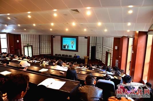 格勒博士在西南民大举办讲座：《国外藏学考察报告》