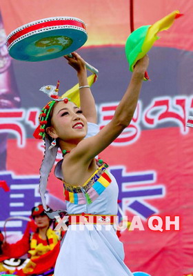 发展中的青海“热贡”民间舞蹈