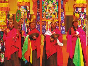 “道得尔”：此音传自拉卜楞寺