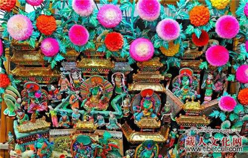 中国最高水准酥油花展 青海塔尔寺再现"佛前花开"