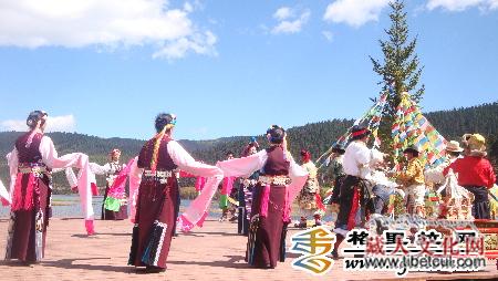 香格里拉举行原生态藏歌大赛复赛