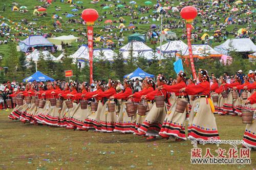 第十三届中国九色甘肃省甘南香巴拉旅游艺术节隆重开幕