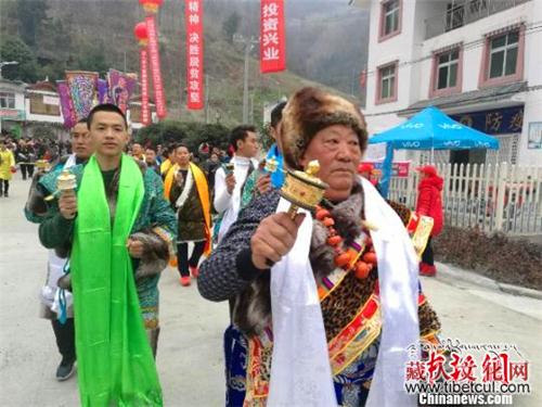 四川北川桃龙藏乡“望果节”开幕 各族同胞庆丰收