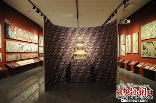 百余精美壁画“穿越”千年追述莫高窟沧桑变迁