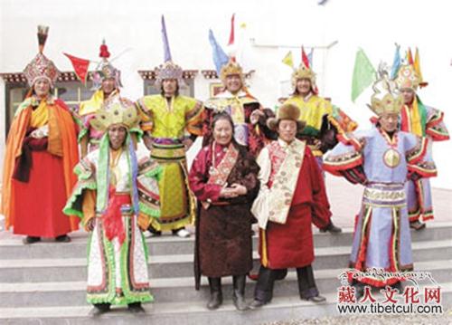 咏唱流传千年的故事—写在西藏保护《格萨尔》史诗35年之际