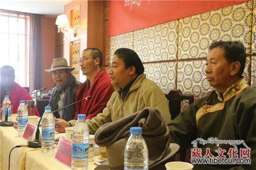 赤﹒隆多歌词集《亥时曲》藏文版发行仪式举行