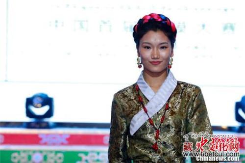 藏族模特大赛走进青海 打造藏区“巴黎时装周”