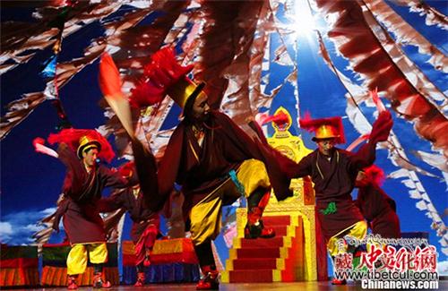 藏族歌舞剧《格萨尔·登基大典》在上海东营上演