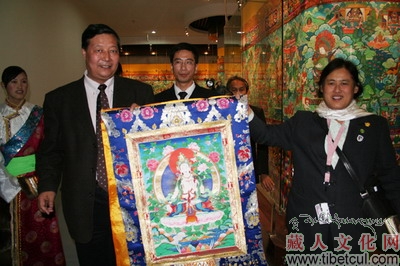 泰国诗琳通公主参观中国藏医药博物馆