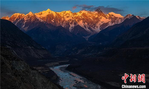 西藏雅鲁藏布大峡谷积极推进5A旅游景区创建2.jpg