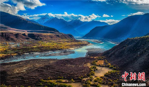 西藏雅鲁藏布大峡谷积极推进5A旅游景区创建1.jpg