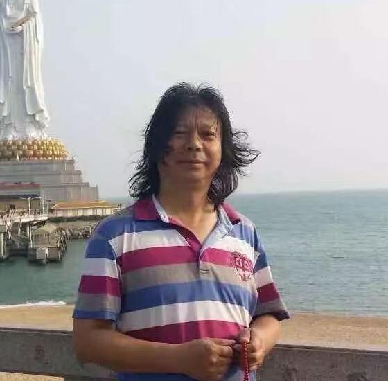 才旺瑙乳：称我的名，字里行间都是哏（组诗）