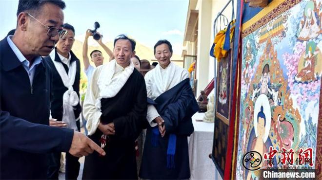 “触摸”千年非遗 西藏“守艺人计划”启动3.jpg