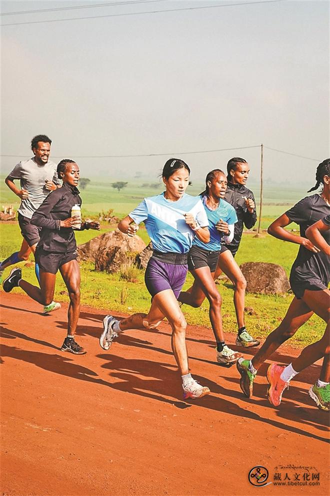 次仁措姆：一位田径老将的心旅2.jpg