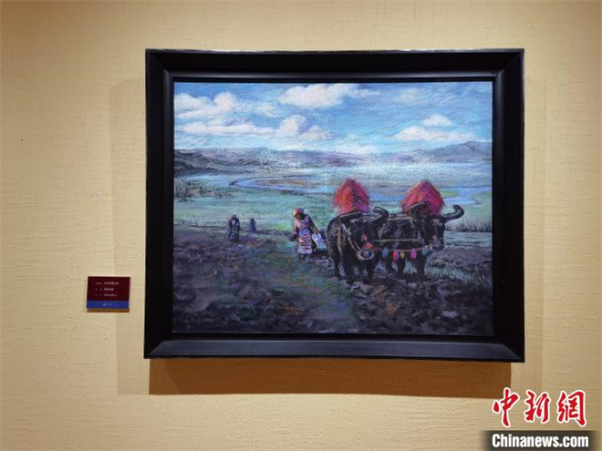 幸福西藏”主题画展开幕 展现藏族农牧民生产生活2.jpg