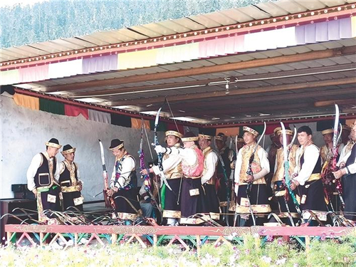西藏林芝工布箭舞