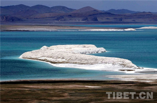 藏北盐湖：富有的海