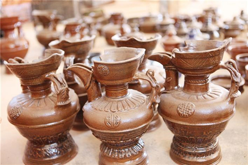 塔巴陶瓷：千年技艺代代相传